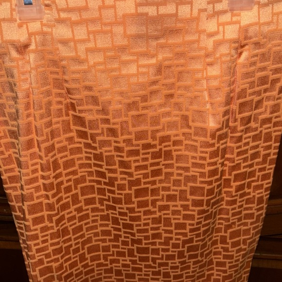 Beautiful ladies skirt and jacket size Medium in salmon, light blue and green - Picture 4 of 6